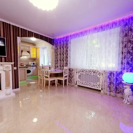 роскошь в миниатюре в 2-шагах от дерибасовкой Apartment *